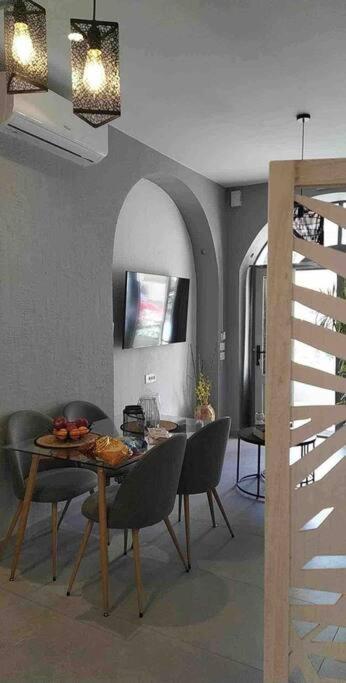 Antoniou Santorini Luxury Home Fira  Eksteriør billede
